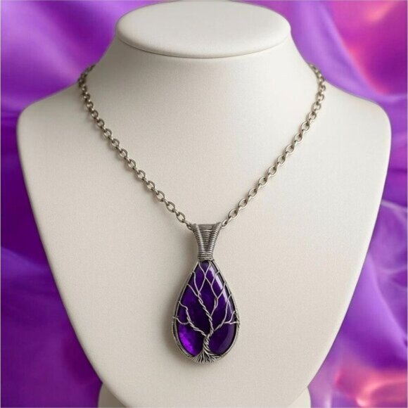 Tree of Life ✦ Wire Wrapped Necklace ✦ Purple Fire Labradorite w/ Copper 2.76" - Picture 8 of 11